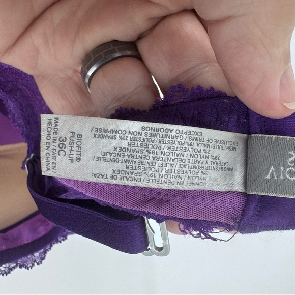 Victoria's Secret Purple Bra with Molded Cups and Adjustable Straps - Picture 5 of 7